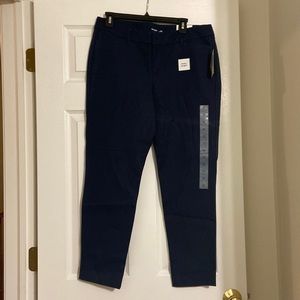 Old Navy. Navy. Size 14. Pixie Pant. Never worn!